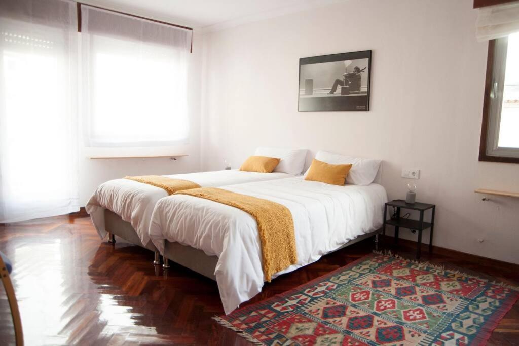 Casa Amplia, Confortable, Centrica By Prishomes Vigo Exterior photo