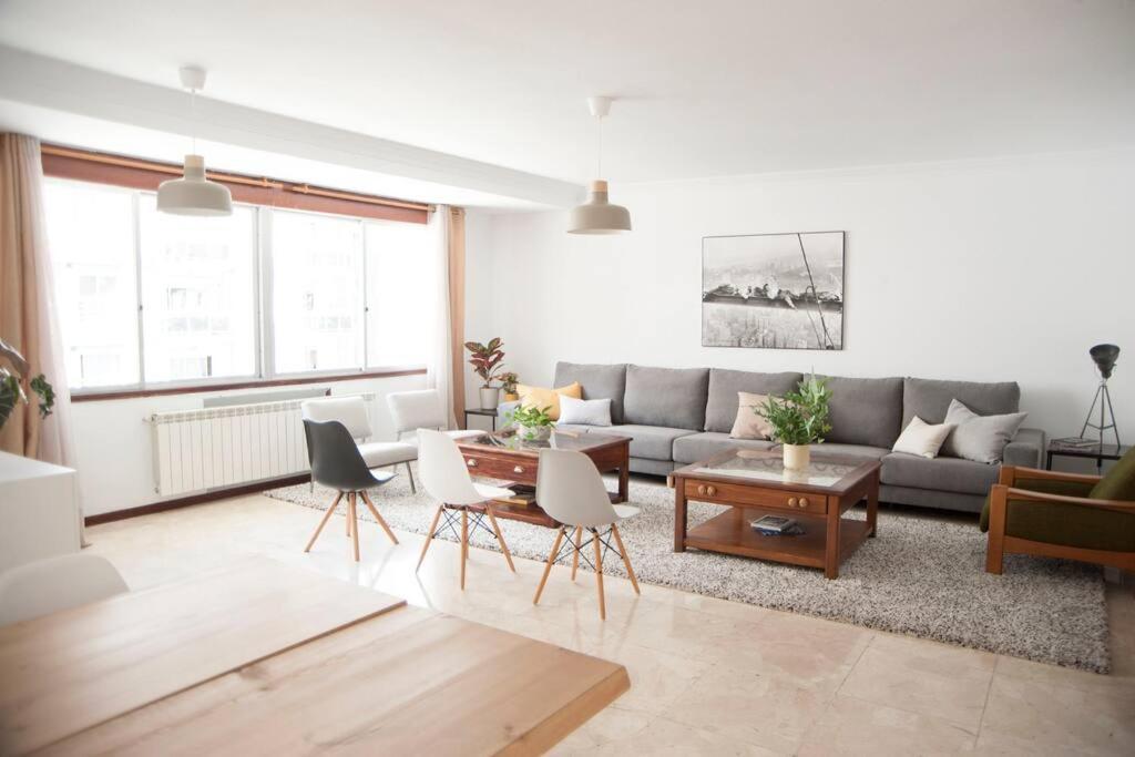 Casa Amplia, Confortable, Centrica By Prishomes Vigo Exterior photo